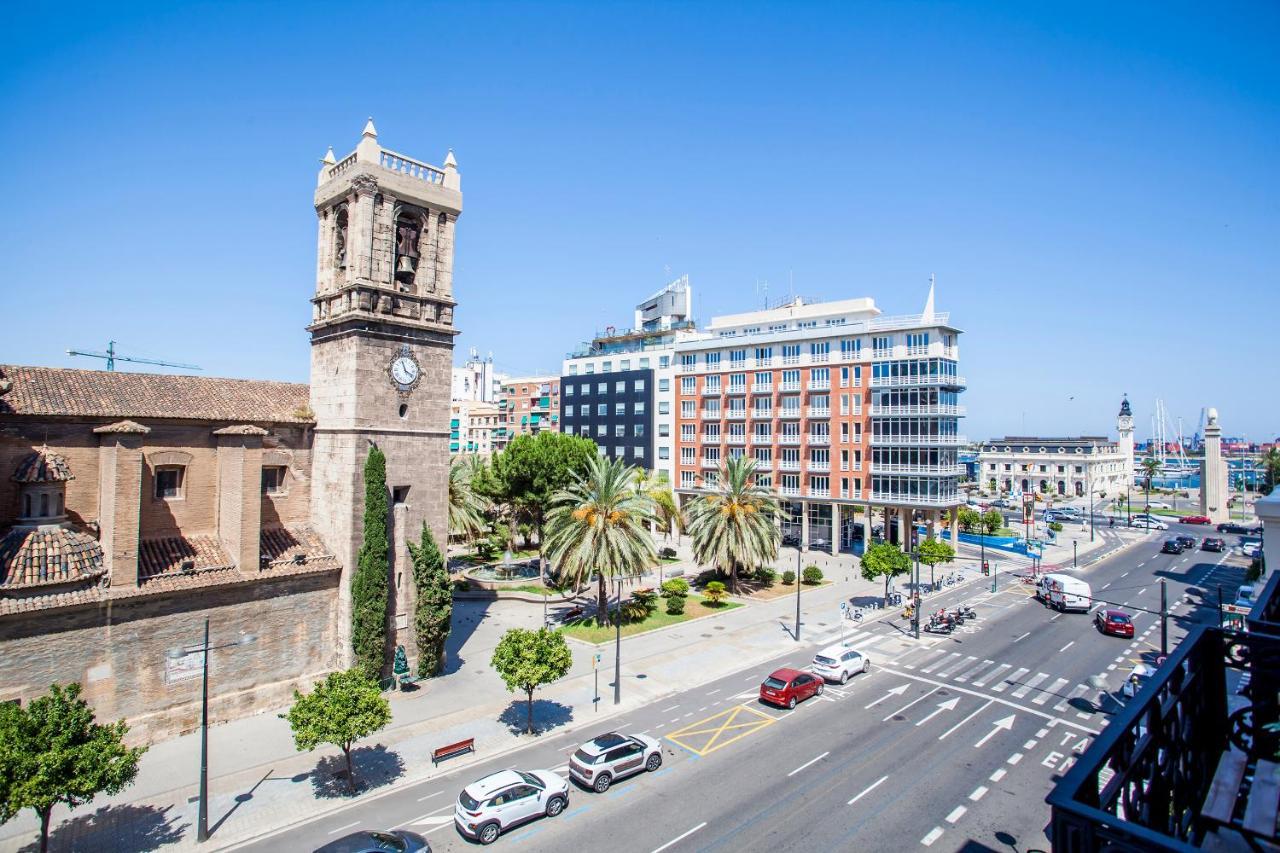 Puerto Beach Suites Valencia Luaran gambar