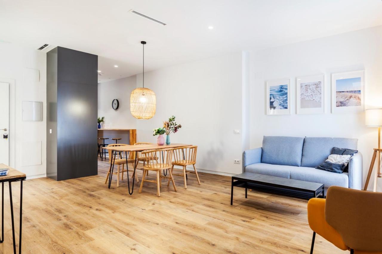 Puerto Beach Suites Valencia Luaran gambar