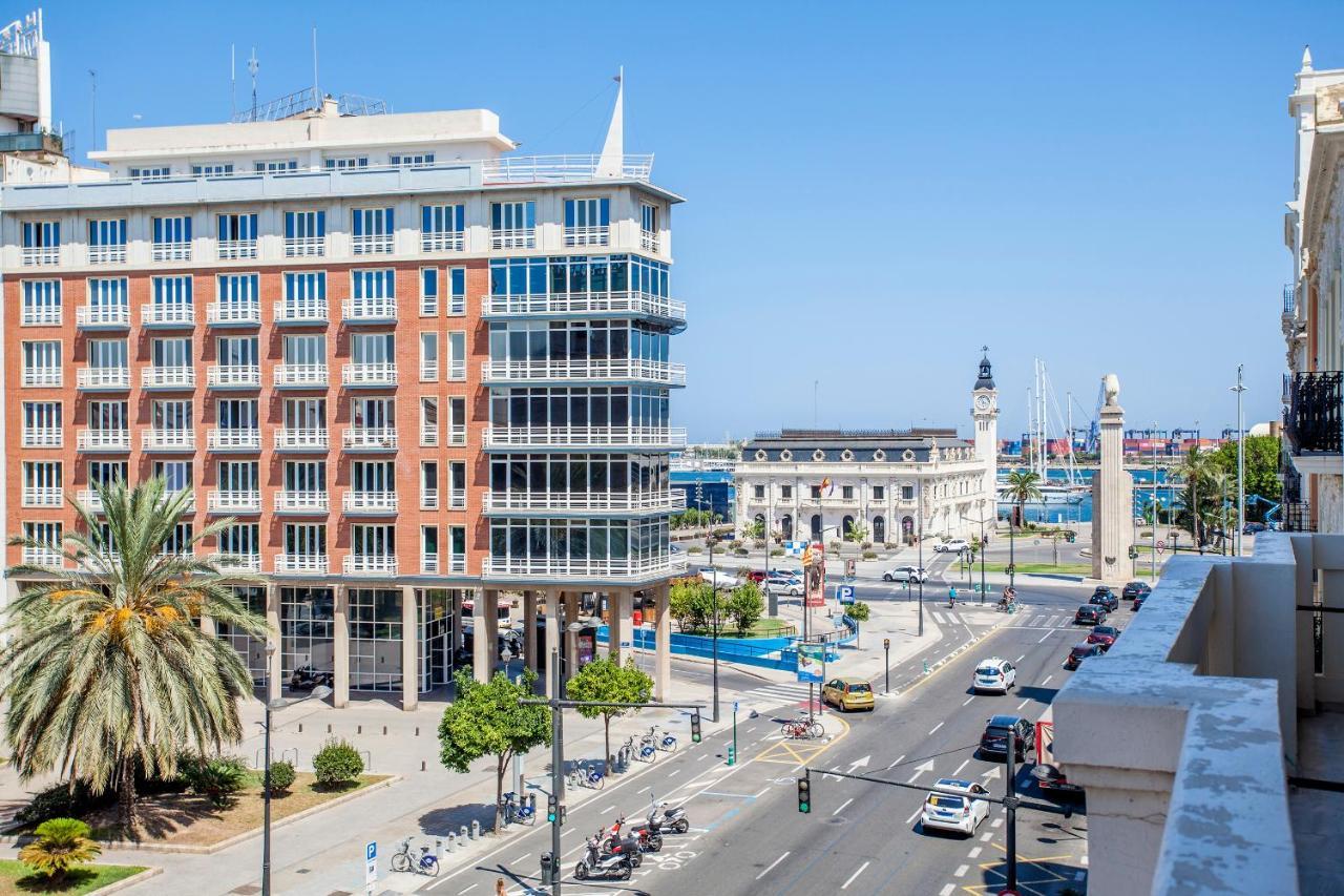 Puerto Beach Suites Valencia Luaran gambar