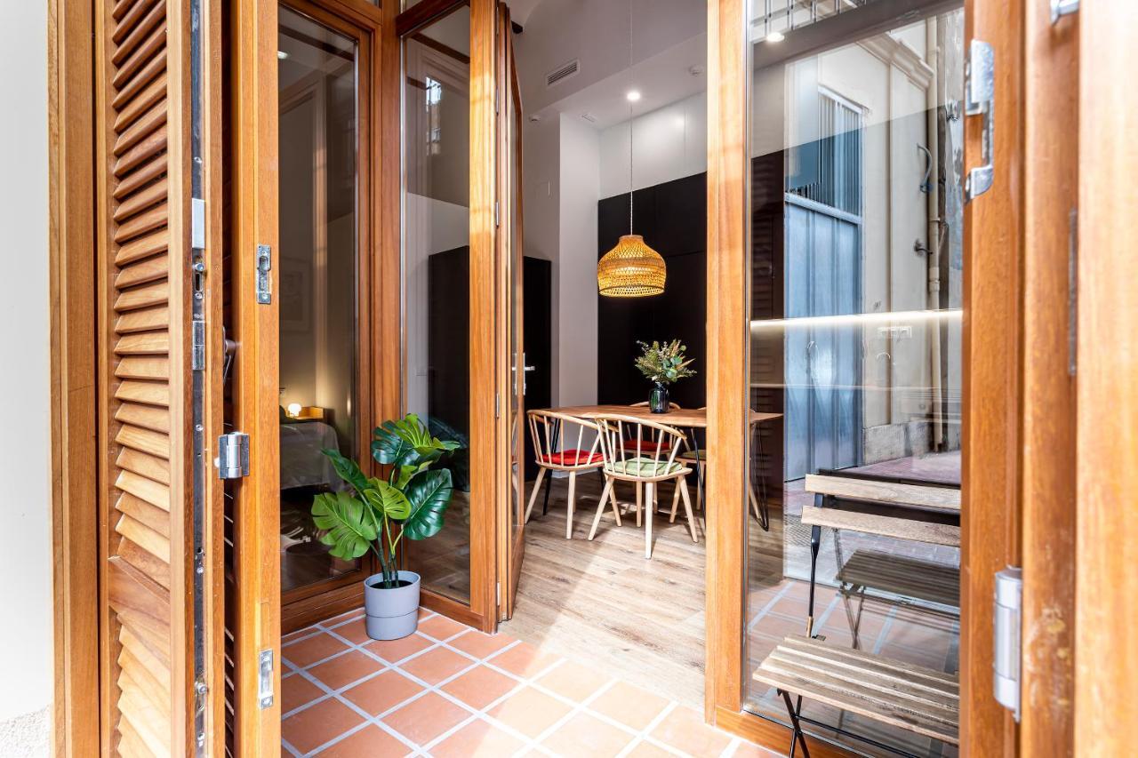 Puerto Beach Suites Valencia Luaran gambar