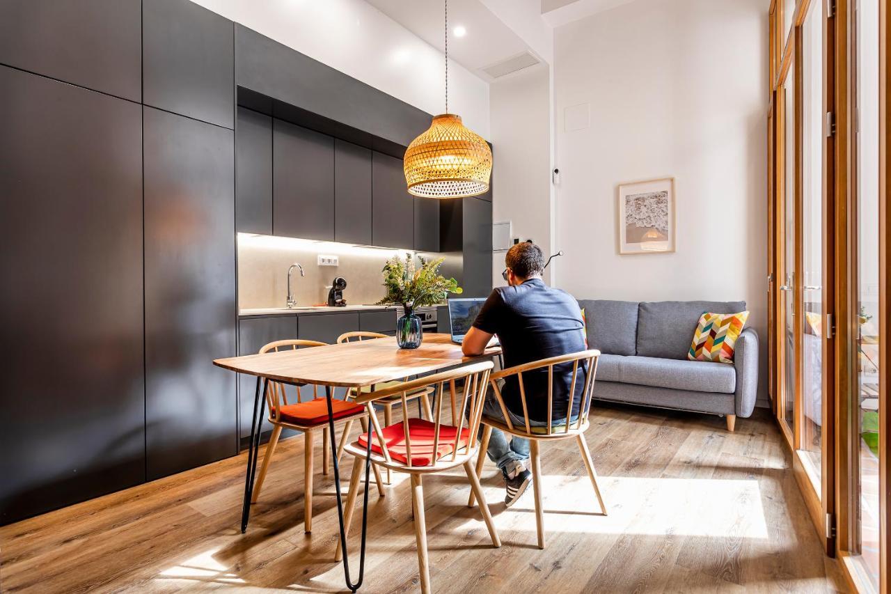 Puerto Beach Suites Valencia Luaran gambar